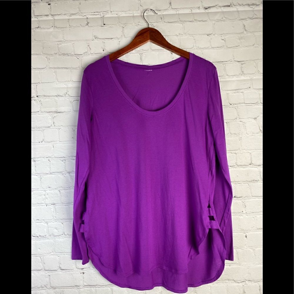 Fabletics Long Sleeve Top Medium - Picture 2 of 6
